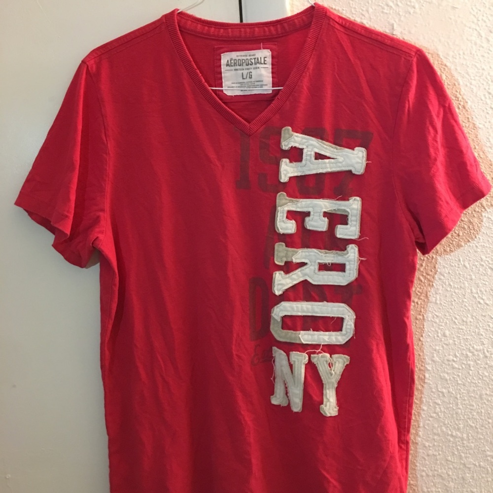 Mens Aeropostale Red V neck T-shirt size large